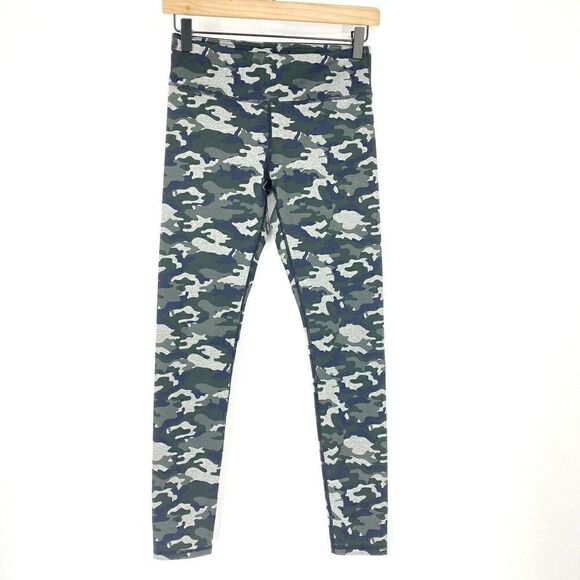 Fabletics Legging Camo Print Full Length - Picture 1 of 5